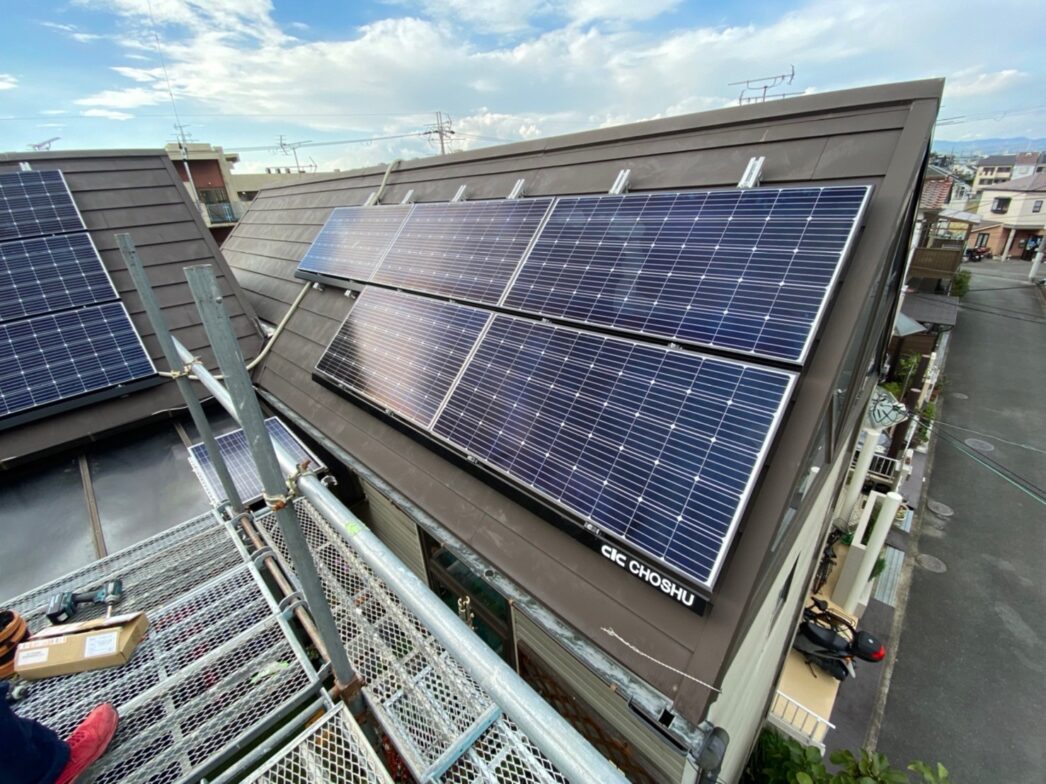 京都府長州産業太陽光発電システムCS-260B61S施工後の写真
