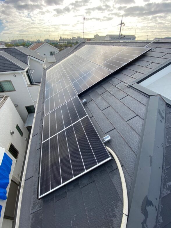 和歌山県Qセルズ太陽光発電システムPEAK DUO-G9 355施工後の写真