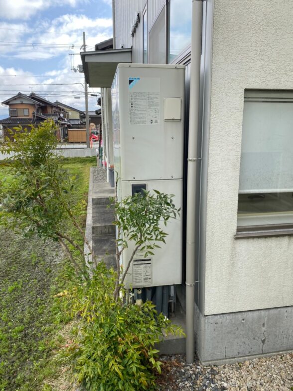 三重県ダイキンエコキュートEQ46WFTV施工前の写真