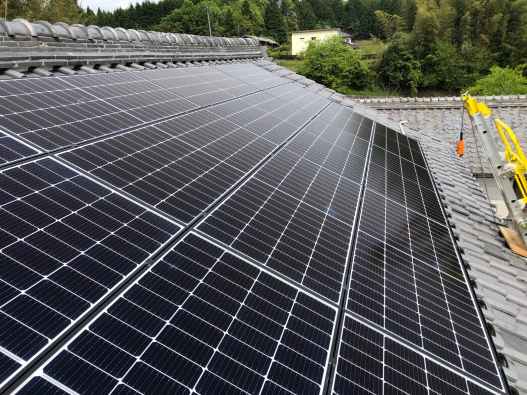 岐阜県Canadian Solar太陽光発電システムCS3L-375MS施工後の写真