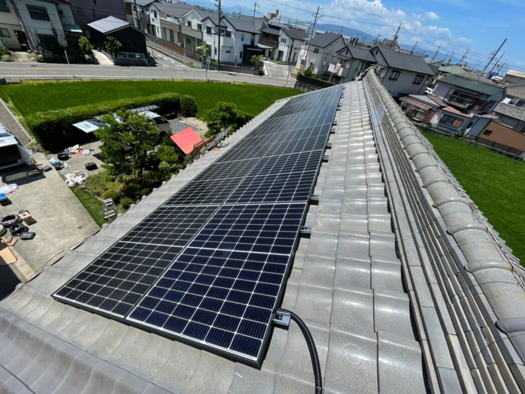 京都府Canadian Solar太陽光発電システムCS3L-375MS施工後の写真
