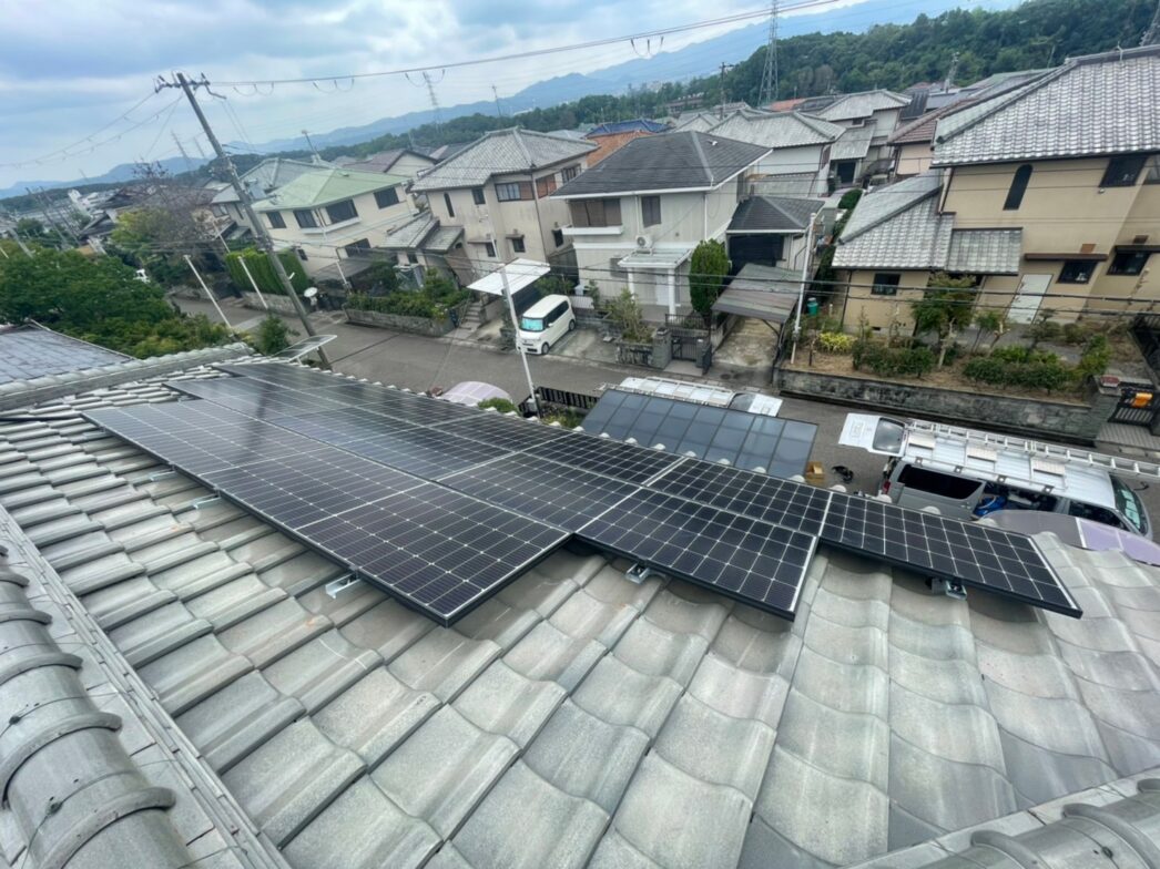 奈良県Canadian Solar太陽光発電システムCS3L-375MS施工後の写真