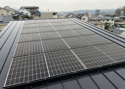 大阪府　貝塚市　K様邸　太陽光発電システム設置工事