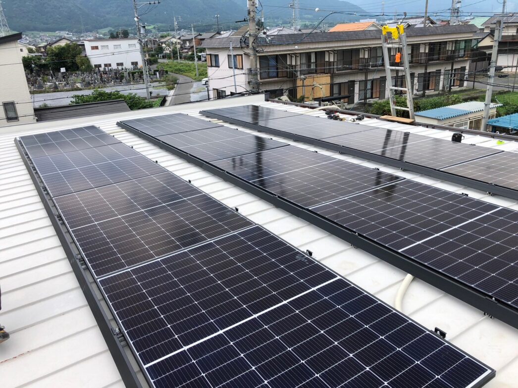和歌山県Canadian Solar太陽光発電システムCS6R-410MS施工後の写真